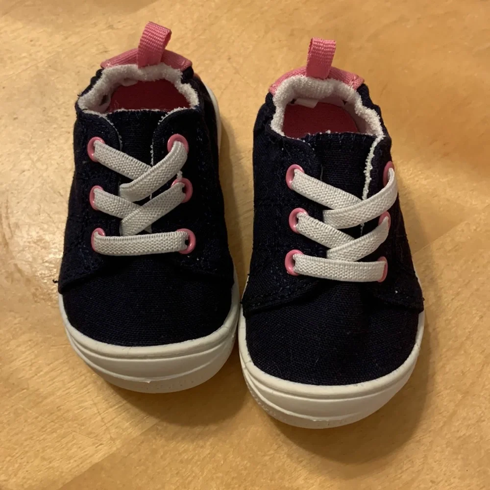 3/$15 Lot bundle of Baby Girl Sneakers Size 3